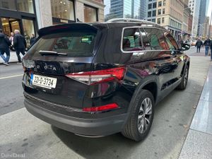 2022Skoda Kodiaq 2.0 TDI 150HP DSG Ambition 7 Seat - Image 2