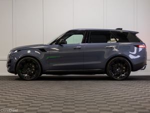2025 Range Rover Sport P460e SE - Image 3