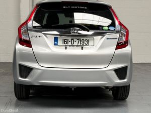 2016 Honda Fit 1.5 Hybrid Automatic,33K Miles - Image 4
