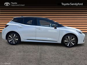 Toyota Corolla LUNA SPORT HATCHBACK // AIR CON // - Image 3