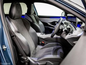 Peugeot 5008 E-GT 73kWh 210PS - 7 Seats - Image 3