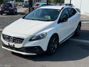 VOLVO V40 2013 WHITE - Image 2