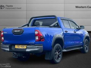 Toyota Hilux 2.8 D-4D Invincible X 4WD Euro 6 (s/s - Image 2