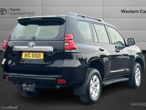 Toyota Land Cruiser 2.8D Active Auto 4WD Euro 6 (s - Image 2