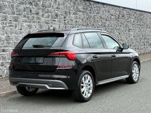 2020 Skoda Kamiq Style Black Ed 1.0TSI - Image 2