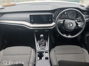 Skoda Octavia AMBITION 1.0 TSI 110 BHP 4DR *1 OWNE - Image 2