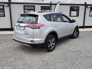 Toyota RAV4 RAV4 2.0 D-4D LUNA 4DR - Image 2