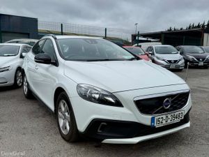 VOLVO V40 2015 2.0, DIESEL  D4 CROSS COUNTRY - Image 3