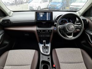 Toyota Yaris Cross Z HYBRID AUTO - Image 3