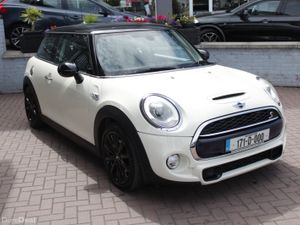 2017 MINI COOPER S 5DR HATCHBACK AUTOMATIC - Image 2