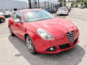 ALFA ROMEO 2015 RED - Image 3