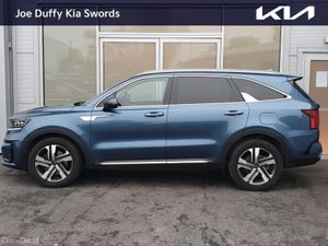 Kia Sorento 1.6 PHEV K3 4X4 7 seats only 21,000km - Image 4