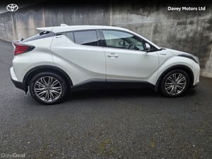 Toyota C-HR 1.8 HYBRID SOL 4DR AUTO - Image 3