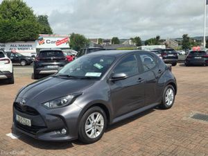 Toyota Yaris 1.0 Luna 4DR - Image 2