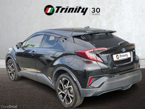 Toyota C-HR ** STUNNING SPEC ** HYBRID AUTO ** TRI - Image 3