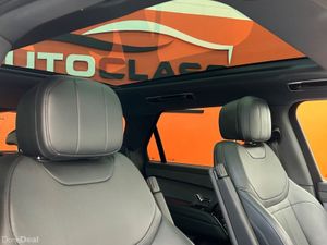 Land Rover Range Rover Sport P440E Sport DYN SE 44 - Image 4