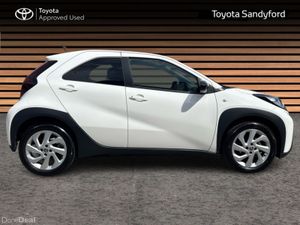 Toyota Aygo X PULSE // REAR CAMERA // TOYOYTA SAFE - Image 3