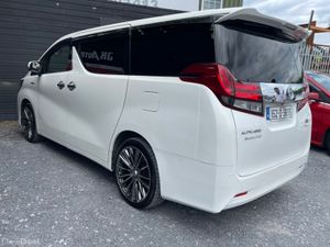 Toyota Alphard 2.5 HYBRID 5DR AUTO - Image 4