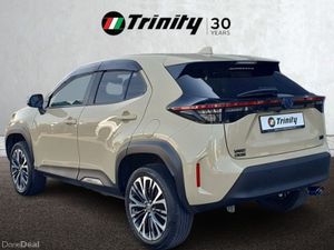 Toyota Yaris Cross ** STUNNING FEATURES ** AUTO HY - Image 3