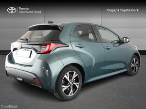 Toyota Yaris Luna Sport - Image 2
