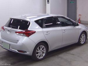 2016 Toyota Auris Hybrid - Image 4
