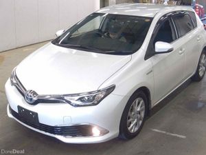 2017 Toyota Auris Hybrid - Image 3