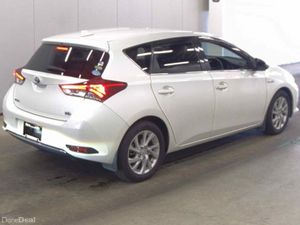 2017 Toyota Auris Hybrid - Image 4