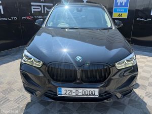 BMW X1 25E X DRIVE X LINE 220HP AUTO BLACK PACK - Image 4