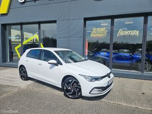 Volkswagen Golf 2.0 TDI 115HP Life - Image 2