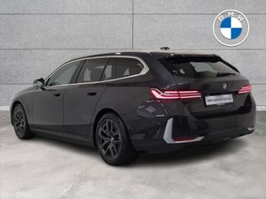 BMW i5 eDrive40 Sport Edition Touring - Image 3