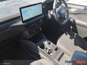 Ford Kuga 2.5 Duratec 243PS PHEV ST-Line X Auto - Image 3
