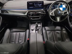 BMW 5-Series 530e xDrive M Sport Saloon - Image 4