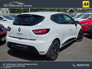 Renault Clio 1.2 AUTO ONLY 36  K KMS - Image 2