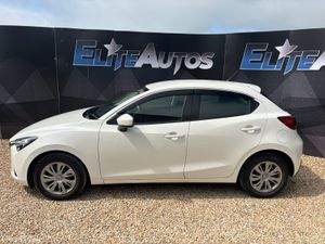 Mazda Demio Skyactive 1.3 2017 - Image 2