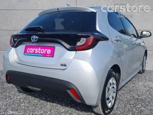 Toyota Yaris Hybrid X - Image 3