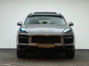 Porsche Cayenne TURBO S 4.0 V8 PHEV 671HP *PAN ROO - Image 2