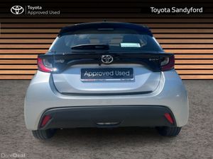 Toyota Yaris HYBRID LUNA // REAR CAMERA // TOYOTA - Image 4