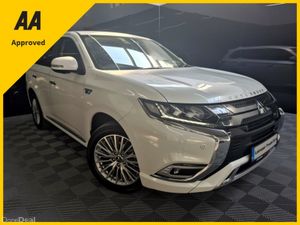 🔥MITSUBISHI OUTLANDER PHEV 4WD  only 37000km!🔥 - Image 4