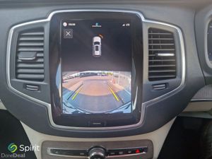 Volvo XC90 T8 Core Plug In Hybrid - Image 4