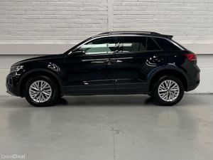 Volkswagen T-Roc Life 2.0TDI 116bhp 6 Speed Manual - Image 4