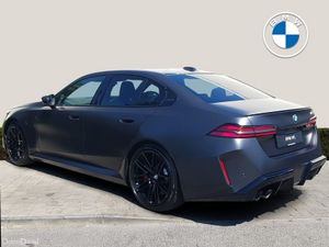 BMW M5 Saloon - Image 3