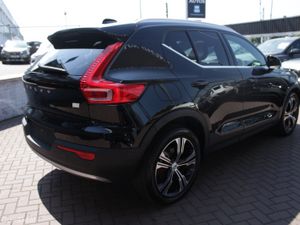 2021 VOLVO XC40 PAN-ROOF 5DR ESTATE AUTO - Image 4