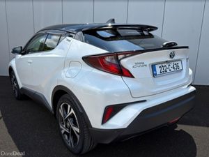 Toyota C-HR HYBRID SPORT BI-TONE 4DR - Image 3