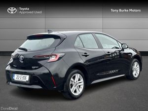 Toyota Corolla Hatchback 5dr Hybrid - Luna Edition - Image 2