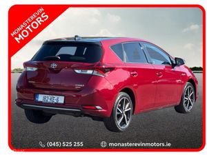 Toyota Auris HYBRID LUNA SPORT AUTO 4DR - Image 2