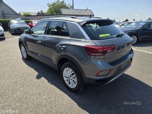 Volkswagen T-Roc Life - Image 3
