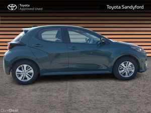 Toyota Yaris HYBRID LUNA // REAR CAMERA // TOYOTA - Image 3