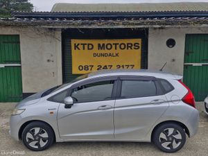 Honda Fit 2015 - Image 2