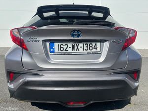 2016 TOYOTA CH-R LUNA SPORT HYBRID A/T - Image 2