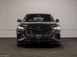 2022 Audi Q8 55 TFSIe S-Line Black Edition - Image 2